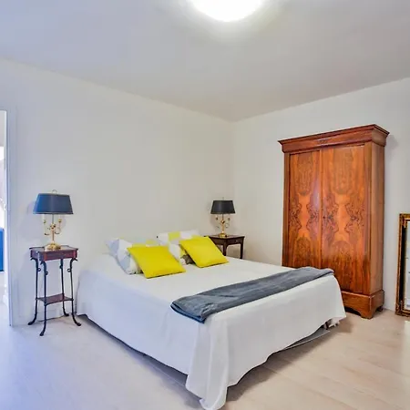 Rez De Villa Avec Vue Exceptionnelle Et Piscine Apartment Frejus