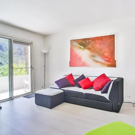 Rez De Villa Avec Vue Exceptionnelle Et Piscine * Fréjus